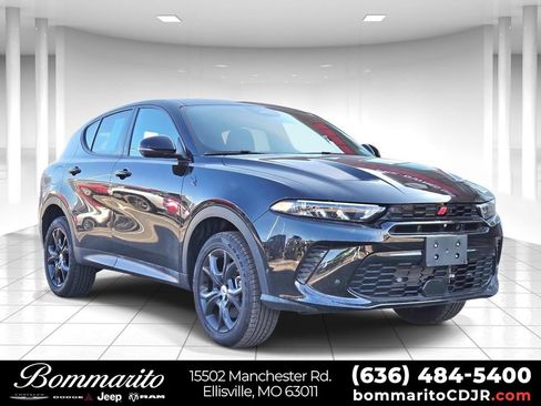 Used 2023 Dodge Hornet GT w/ Tech Pack w/o Parking image 1