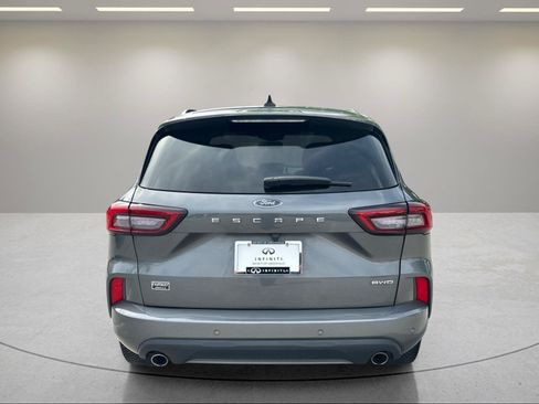 Used 2023 Ford Escape ST-Line Elite w/ Premium Technology Package AWD/4WD image 4