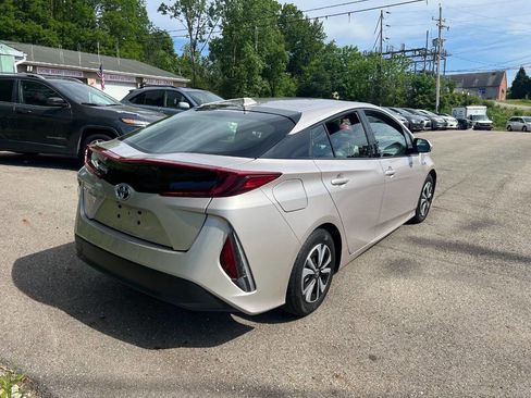 Used 2017 Toyota Prius Prime Premium w/ Carpet Mat Package FWD image 3