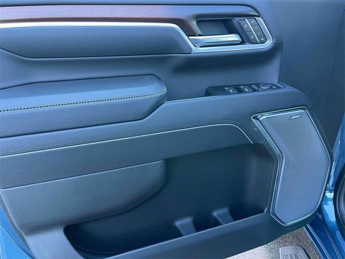 New 2026 GMC Sierra 2500 Denali w/ Denali Reserve Package image 17