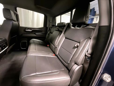 Used 2022 GMC Sierra 1500 SLT w/ SLT Premium Plus Package image 15