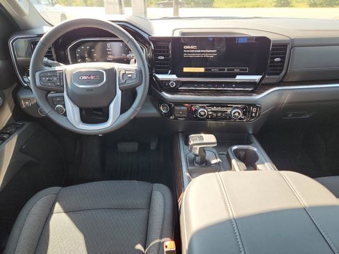 New 2026 GMC Sierra 1500 Elevation image 10