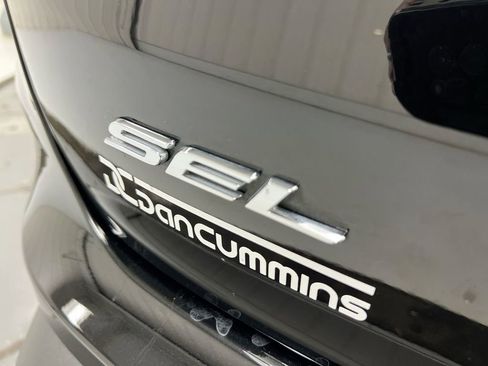 Used 2022 Ford Edge SEL w/ Convenience Package AWD/4WD image 25