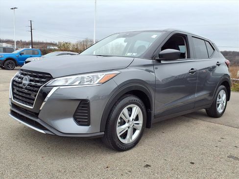 Used 2024 Nissan Kicks S image 5