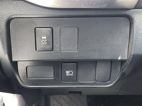 Used 2022 Toyota Tacoma SR5 RWD image 26