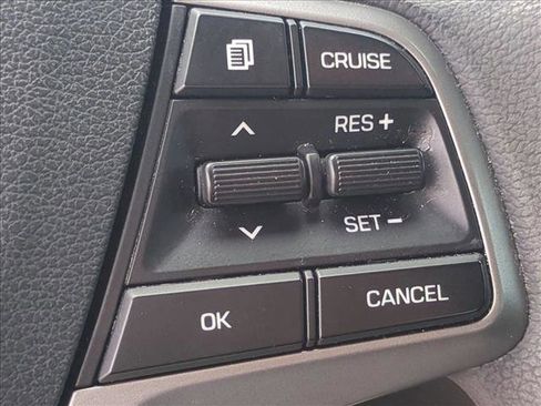 Used 2018 Hyundai Elantra SEL image 16