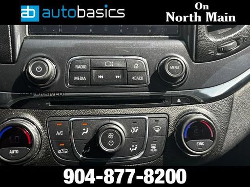 Used 2017 Chevrolet Impala Premier FWD image 30
