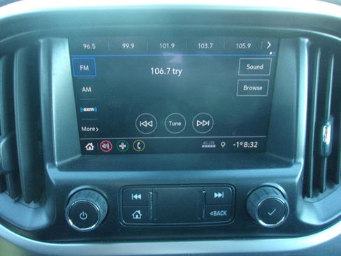 Used 2022 Chevrolet Colorado LT w/ Safety Package image 14