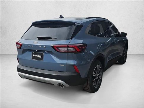 New 2026 Ford Escape SE image 5