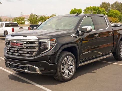 New 2026 GMC Sierra 1500 Denali w/ Denali Reserve Package AWD/4WD image 3