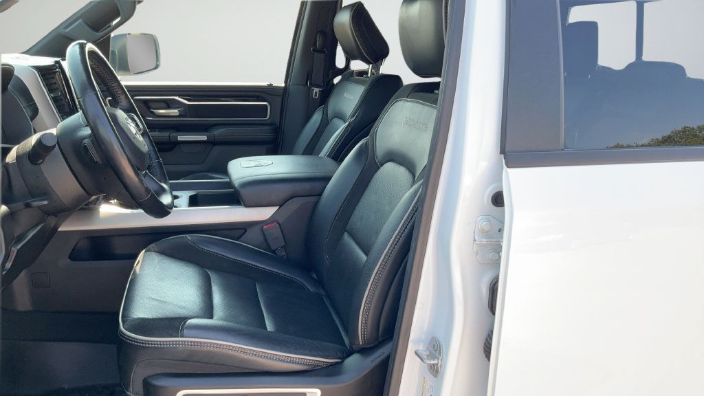 Used 2019 RAM 1500 Laramie AWD/4WD image 17