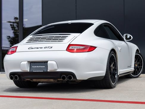 Used 2012 Porsche 911 Carrera GTS RWD image 11