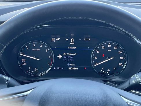 Used 2023 Buick Envision Essence image 30