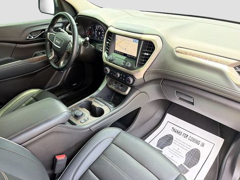 Used 2023 GMC Acadia Denali w/ Denali Technology Package FWD image 34