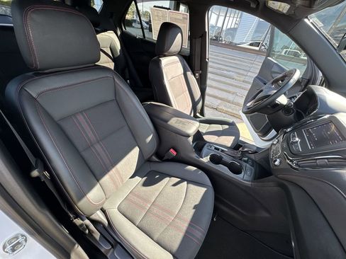 Certified 2023 Chevrolet Equinox RS image 26