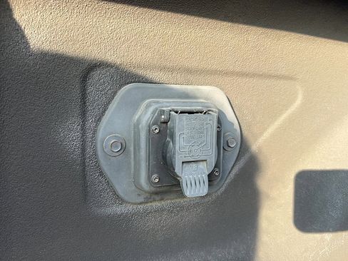 Used 2017 RAM 2500 Laramie image 32