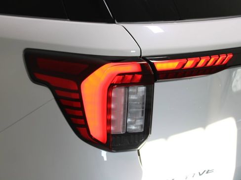 New 2026 Ford Explorer Active w/ Active Comfort Package image 55