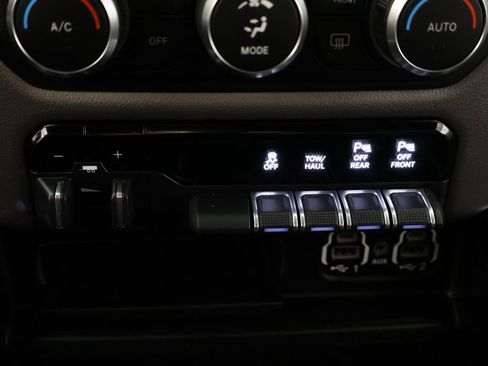 Used 2020 RAM 1500 Big Horn image 48