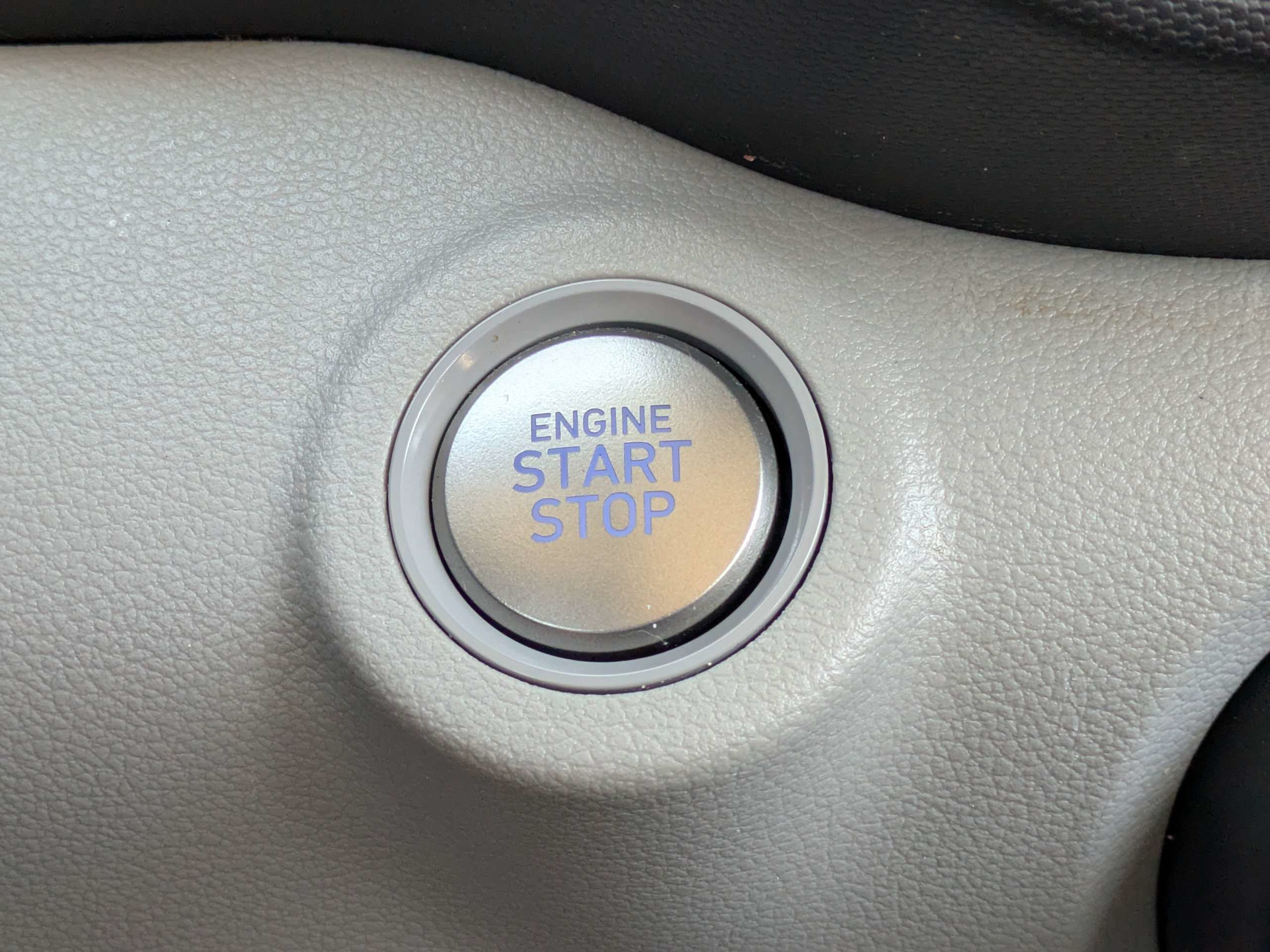 Certified 2024 Hyundai Venue SEL FWD image 27