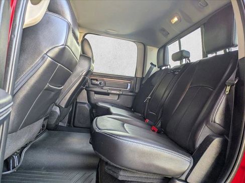 Used 2018 RAM 1500 Laramie w/ Convenience Group image 19