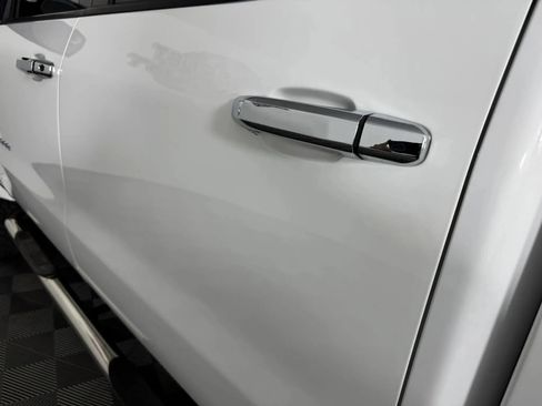 Used 2014 Chevrolet Silverado 1500 LT AWD/4WD image 22