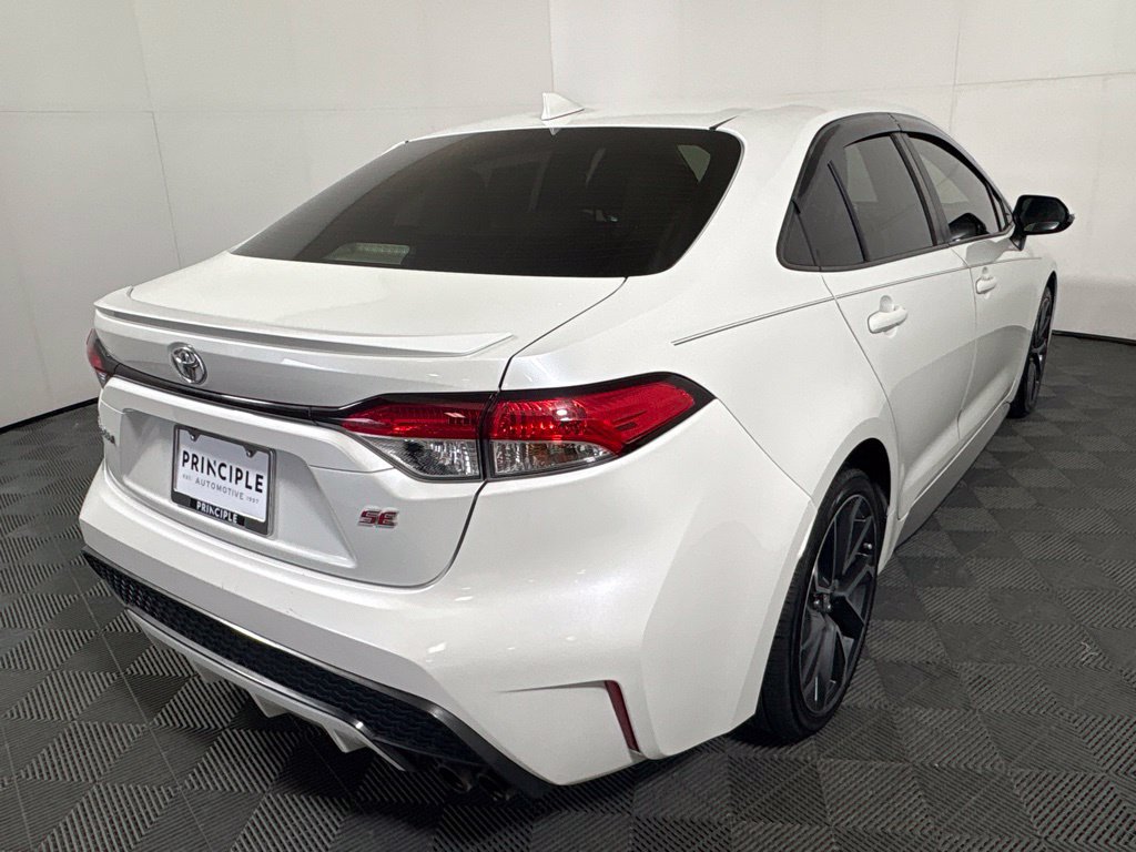 Used 2021 Toyota Corolla SE FWD image 5