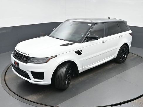 Used 2020 Land Rover Range Rover Sport HST image 34