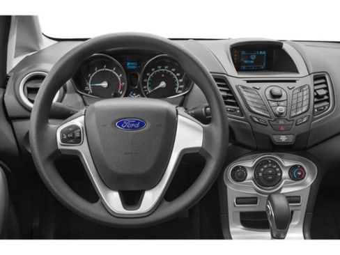 Used 2015 Ford Fiesta SE w/ Equipment Group 201A image 7