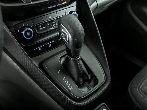 Used 2019 Ford Transit Connect XLT FWD image 27