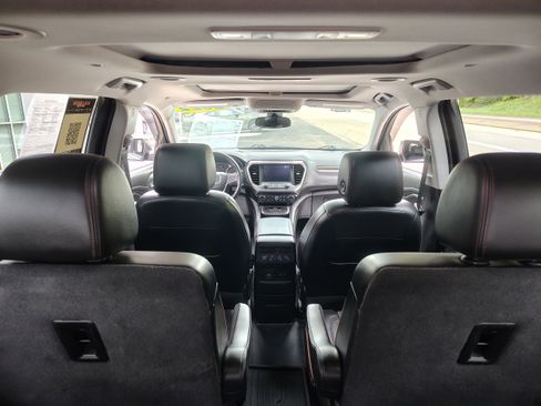 Used 2022 GMC Acadia AT4 w/ Preferred Package AWD/4WD image 12