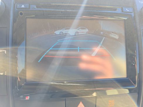 Used 2015 Toyota Camry XLE image 25