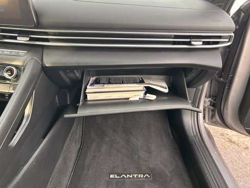 Used 2024 Hyundai Elantra SEL image 32