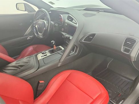 Used 2017 Chevrolet Corvette Z06 w/ Z07 Performance Package image 26