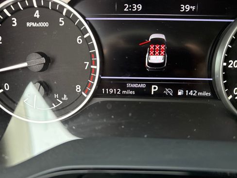 Used 2023 Nissan Pathfinder SL image 20