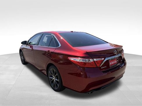 Used 2015 Toyota Camry XSE FWD image 3