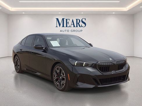 Used 2024 BMW 530i w/ M Sport Package RWD image 7