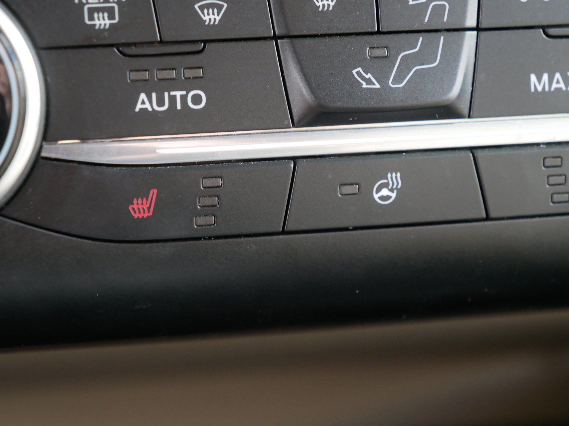 Used 2020 Ford Escape SEL AWD/4WD image 31