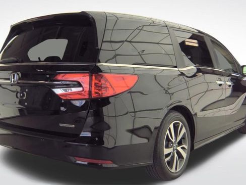 Used 2023 Honda Odyssey Touring image 4