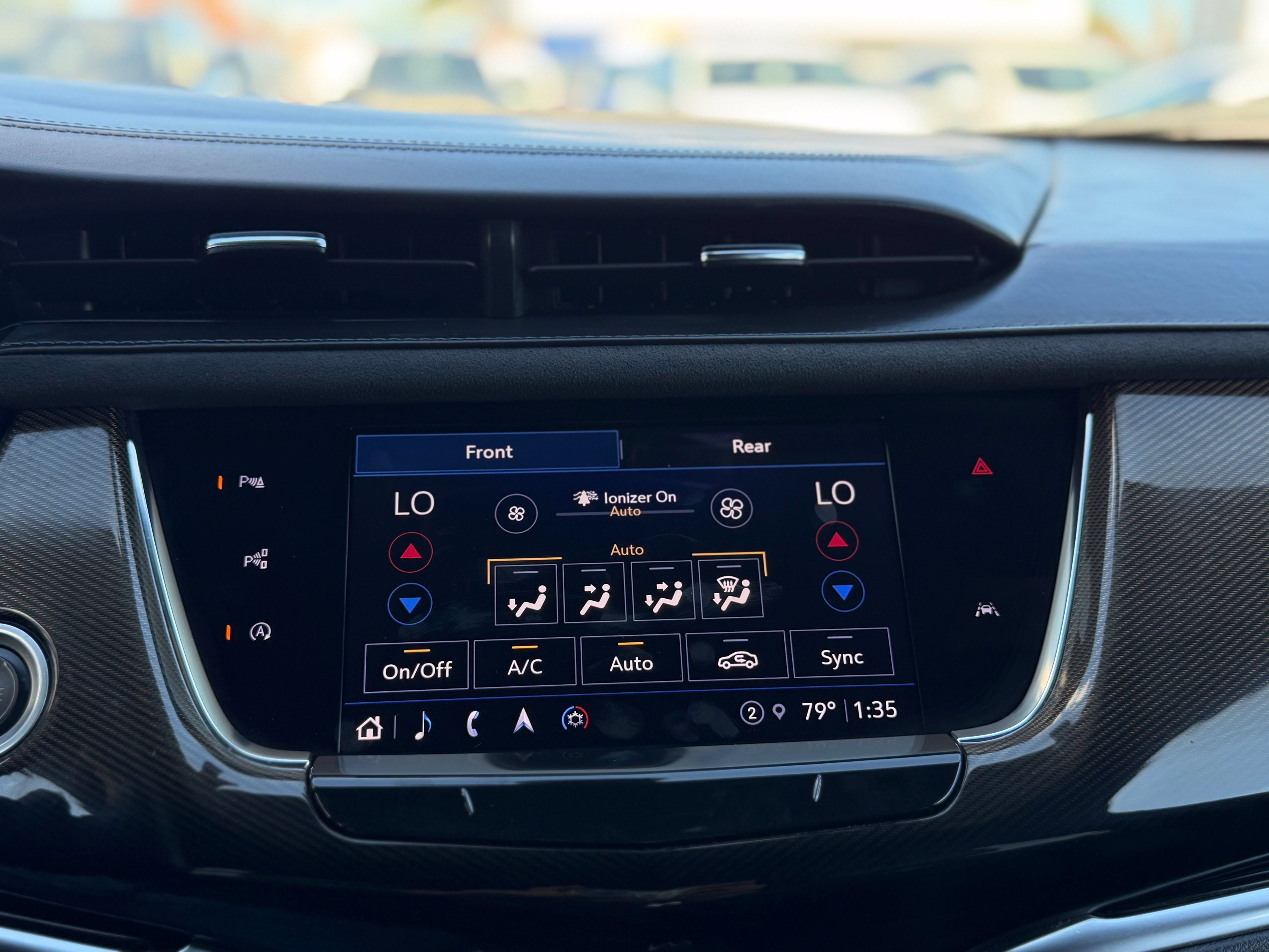 Used 2023 Cadillac XT6 Premium Luxury w/ Platinum Package AWD/4WD image 34