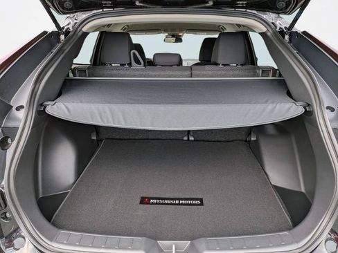 New 2026 Mitsubishi Eclipse Cross LE AWD/4WD image 12