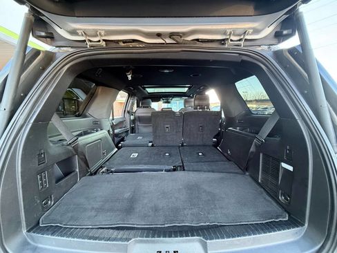 Used 2018 Ford Expedition Limited w/ Equipment Group 301A image 25