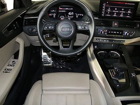 Used 2022 Audi A4 2.0T Premium Plus image 3