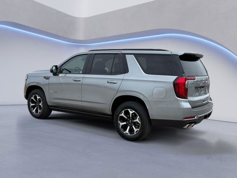 Used 2025 GMC Yukon AT4 w/ AT4 Premium Package AWD/4WD image 5