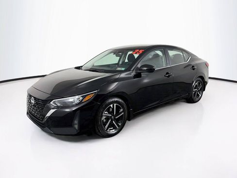 Used 2025 Nissan Sentra SV FWD image 7