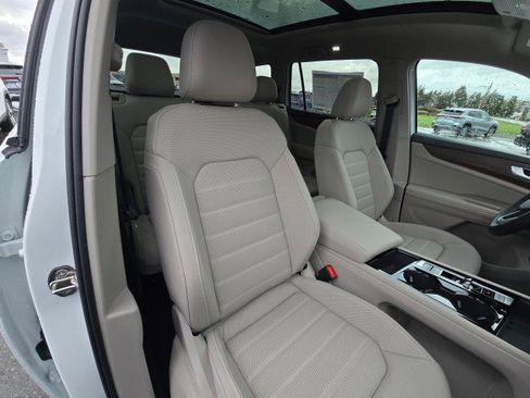 New 2026 Volkswagen Atlas SEL AWD/4WD image 13