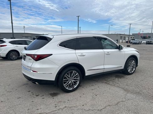 Used 2023 Acura MDX SH-AWD w/ Advance Package image 5