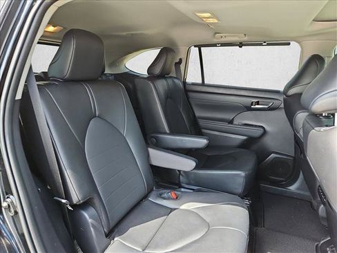 Used 2026 Toyota Highlander XLE AWD/4WD image 20