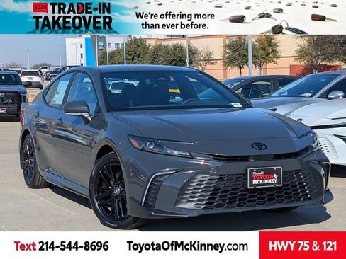 New 2026 Toyota Camry SE image 1