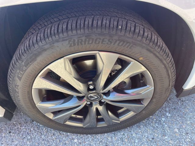Used 2025 Lexus UX 300h FWD image 7