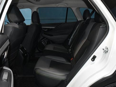 Used 2024 Subaru Outback Onyx Edition image 18